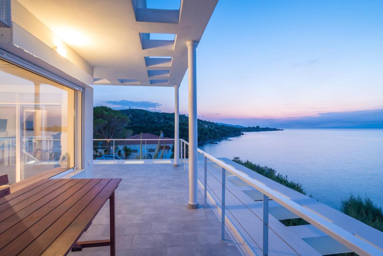 Epipleon Suites Agioi Apostoloi  外观 照片