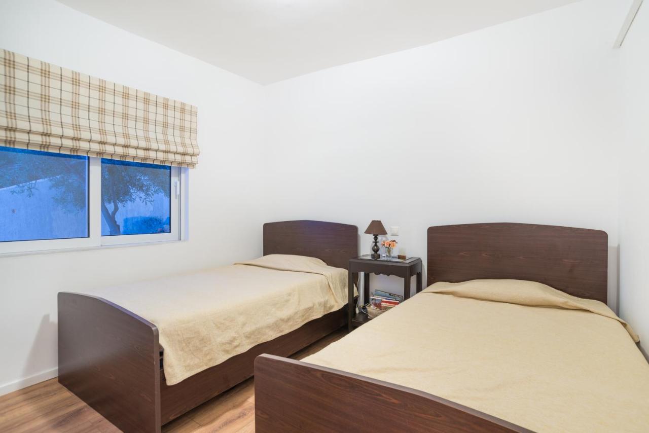 Epipleon Suites Agioi Apostoloi  外观 照片