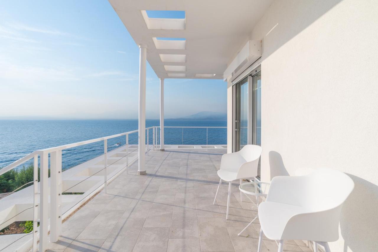 Epipleon Suites Agioi Apostoloi  外观 照片