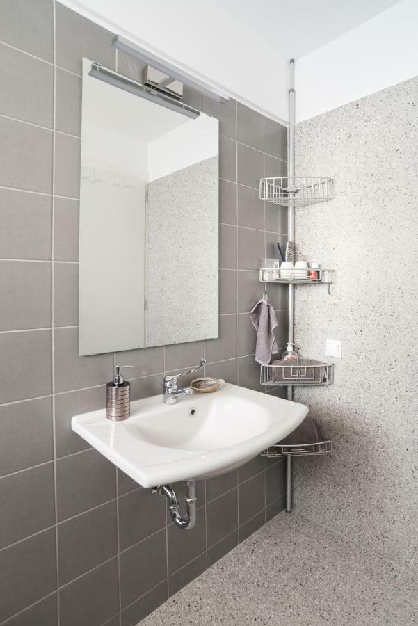 Epipleon Suites Agioi Apostoloi  外观 照片